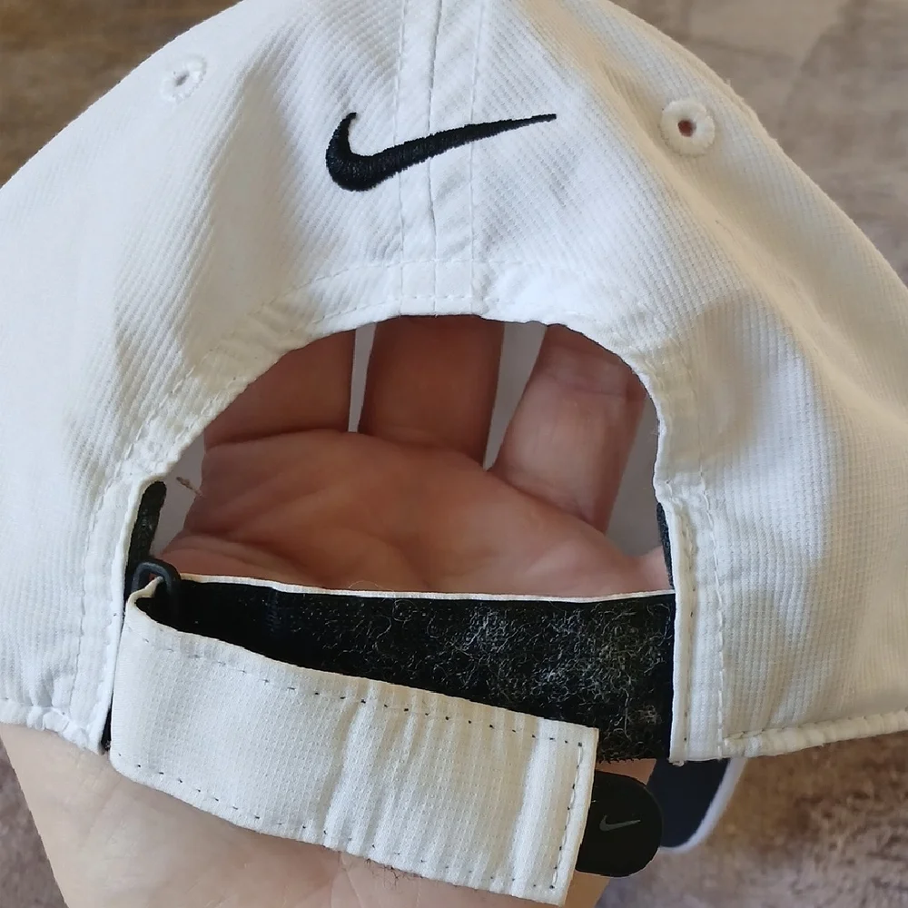 Nike Legacy 91 White & Black Adjustable Cap